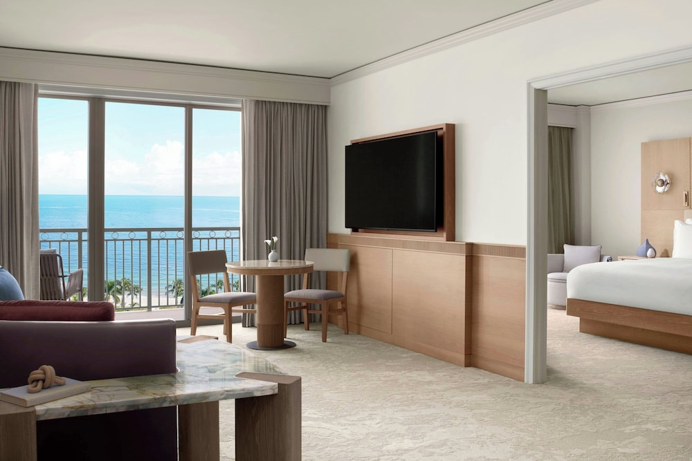 Club, Suite, King Bed, Ocean Front, Sofa، The Ritz Carlton Key Biscayne 5/10