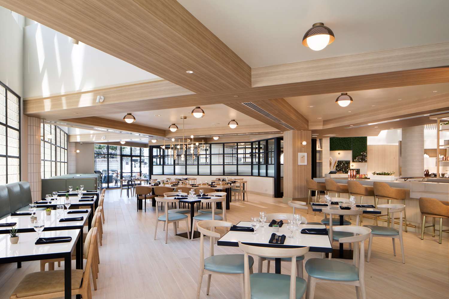 restaurant cafeteria