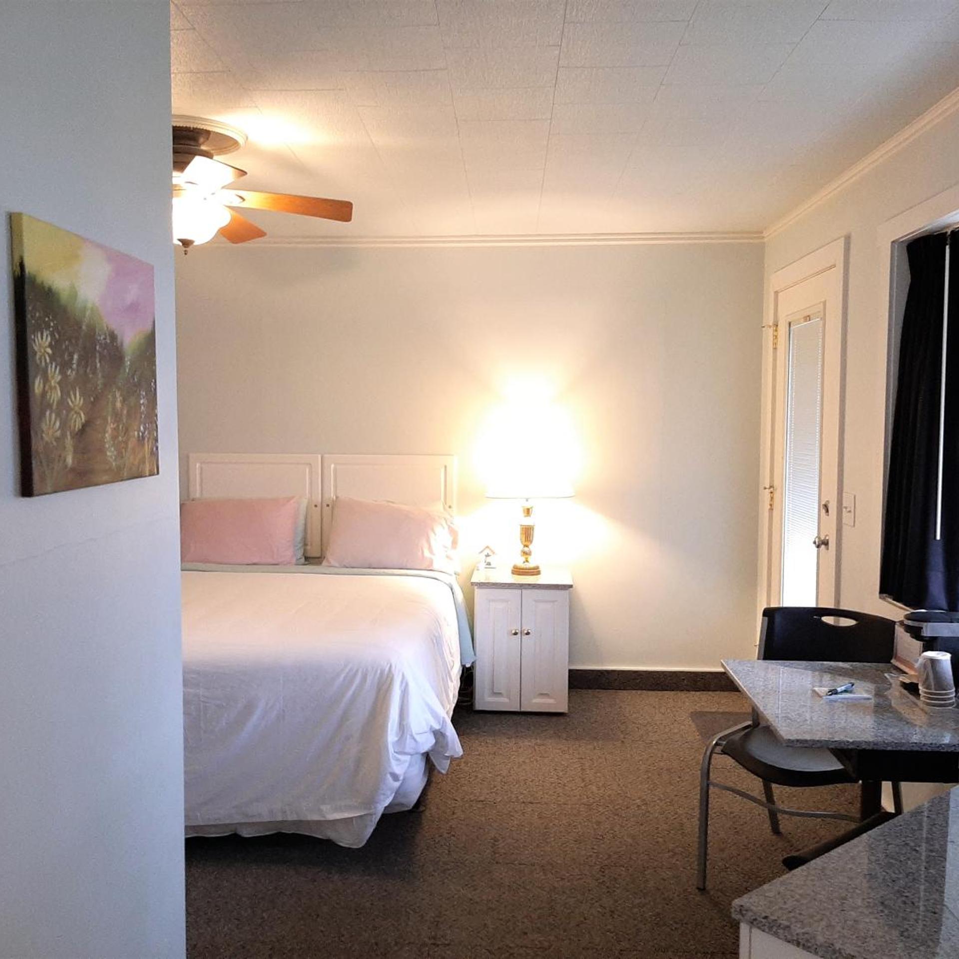 Murray Inn and Art Gallery 13/31