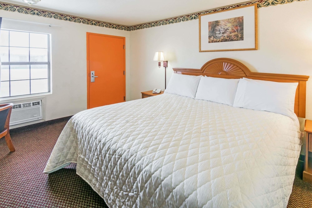 Travelodge by Wyndham Temple 12/22