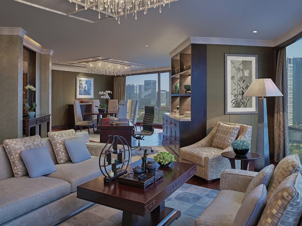 Futian Shangri-La Shenzhen 45/70