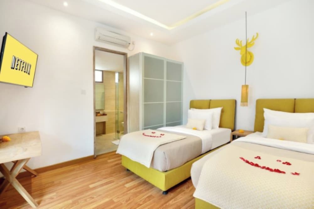 فيلا ملكية بسرير كينج وسريرين فرديين بـ3 غرف نوم بمسبح خاص، La Mira Villa Seminyak by Ini Vie Hospitality 2/3