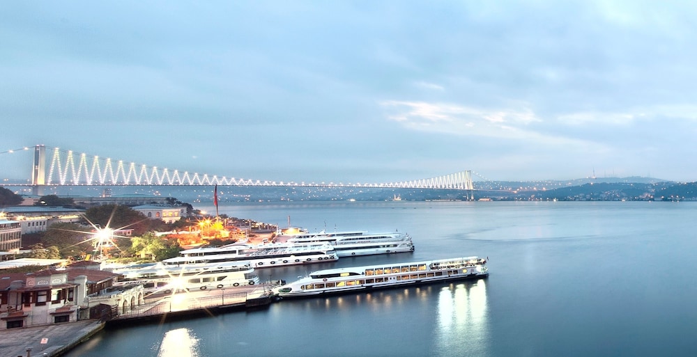 Shangri La Bosphorus Istanbul 43/50