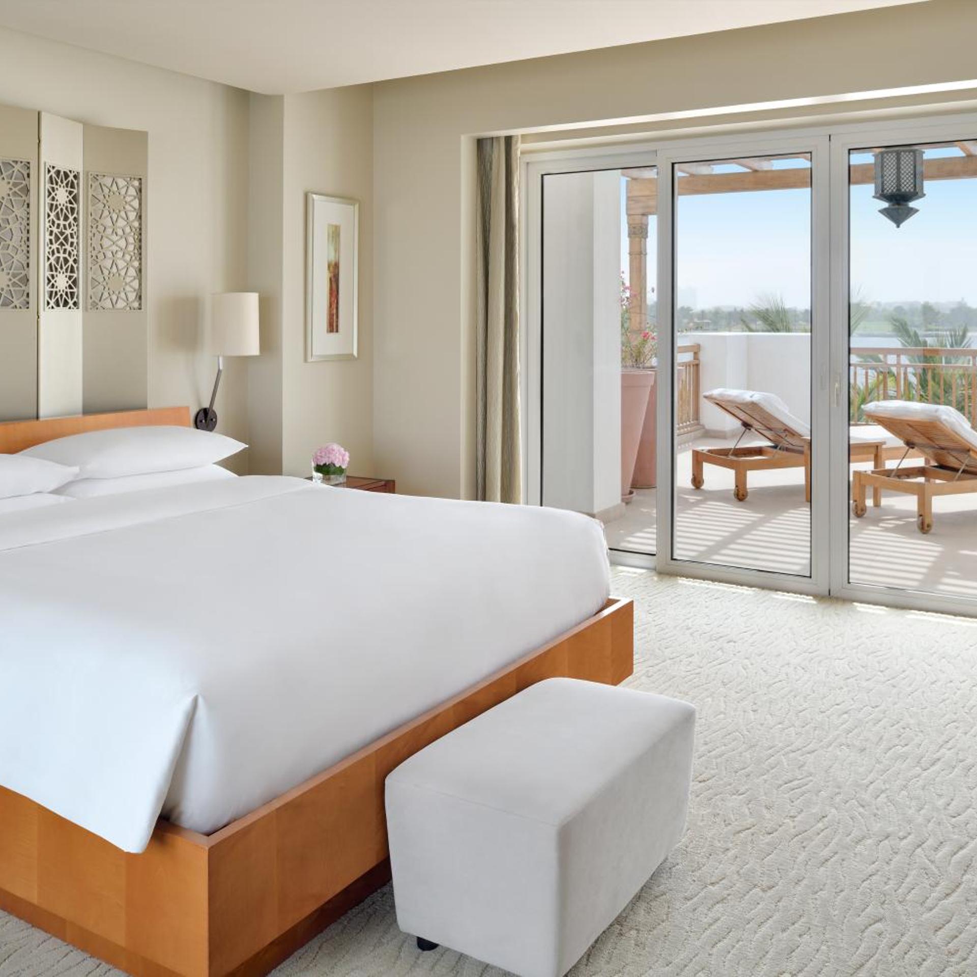 Suite, King Bed, Lagoon View, Terrace