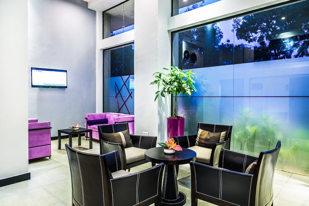 Home Residence Hotel 12/18