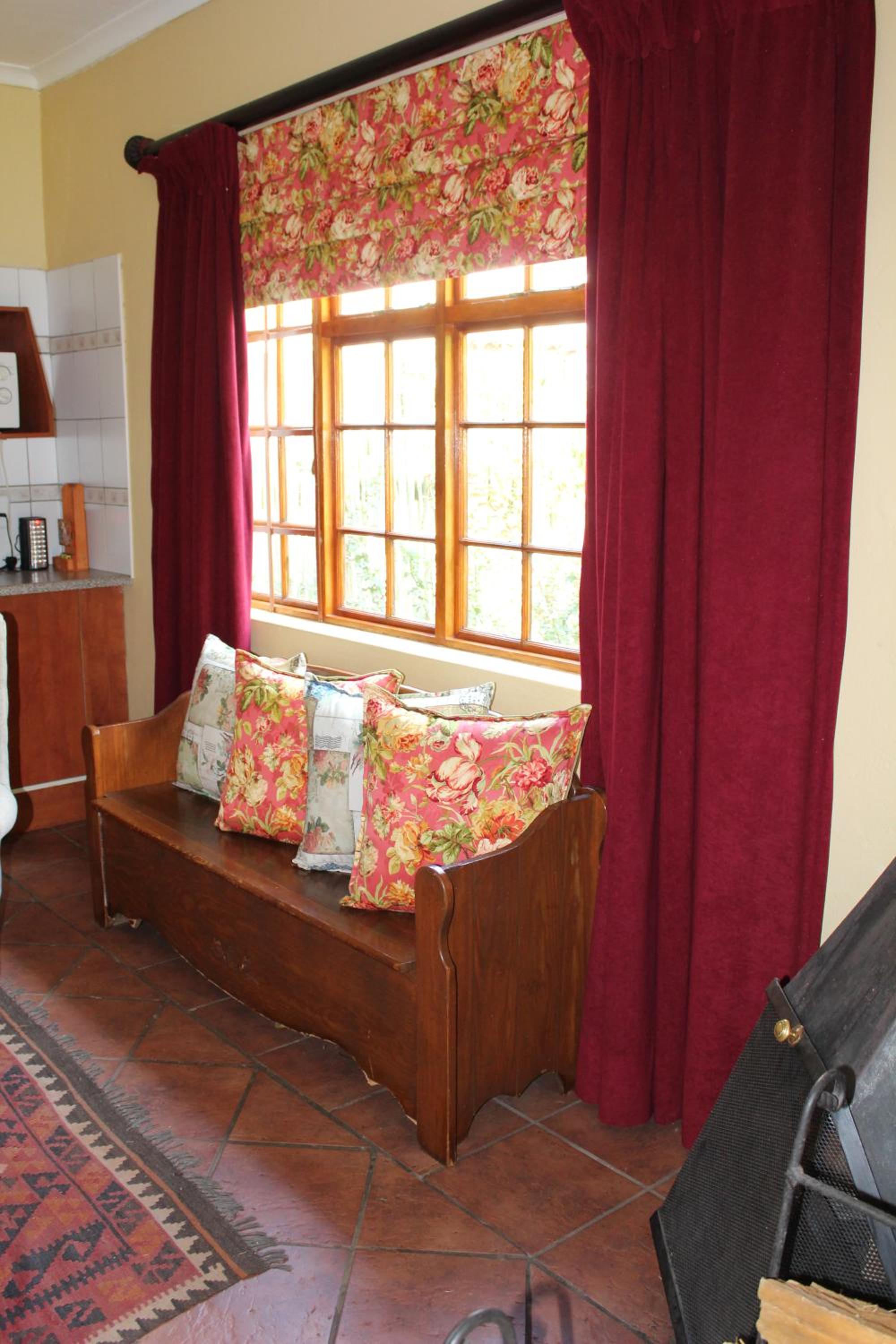 Jocks Cottages 17/36