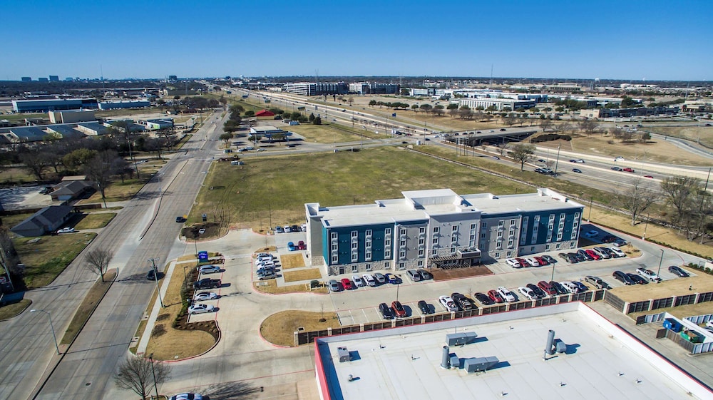 WoodSpring Suites Dallas Plano Central Legacy Drive 26/29