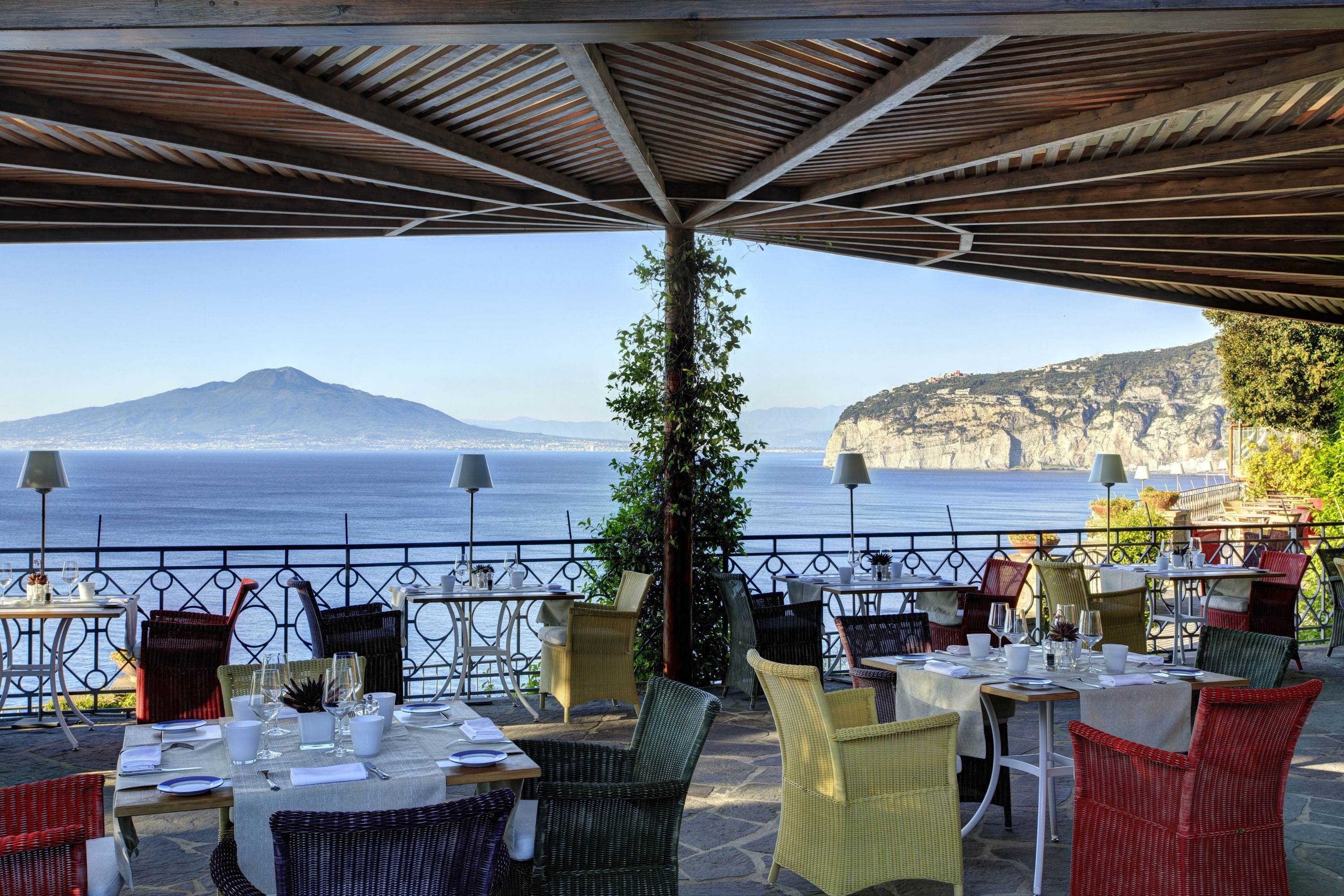 Grand Hotel Ambasciatori 53/68