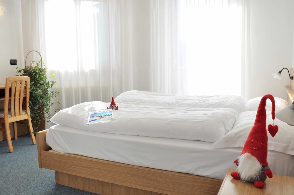 غرفة كومفورت بسرير كوين، Albergo Antico 3/8