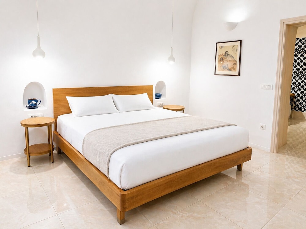 3 BEDROOMS, VILLA, SEA VIEW