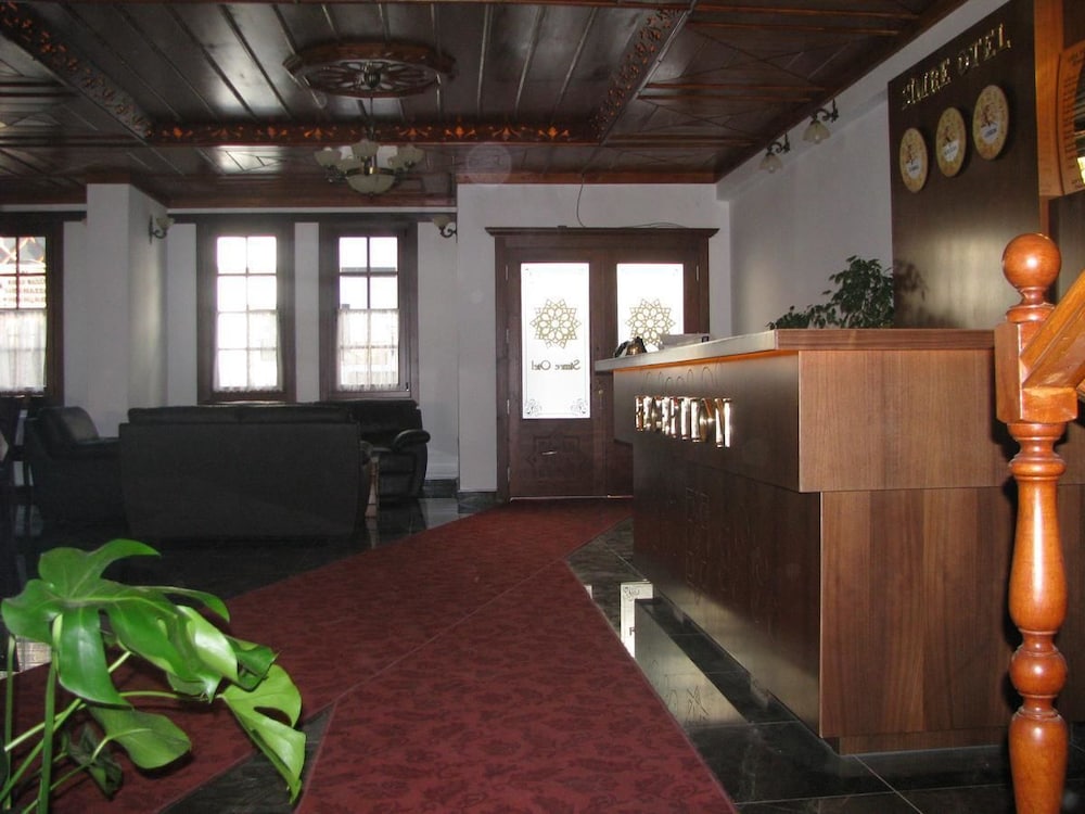 Simre Hotel 8/30