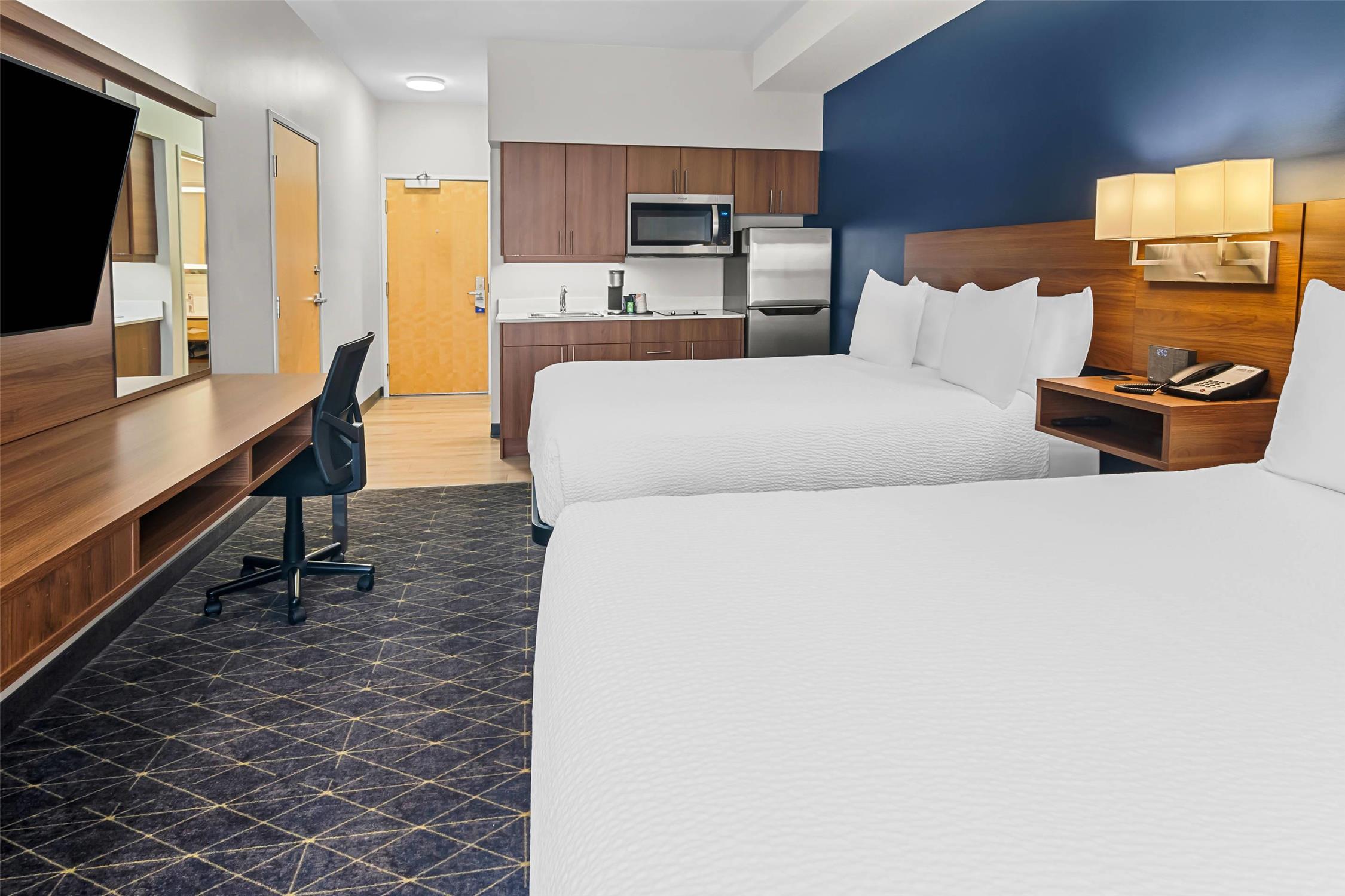 Park Inn by Radisson, Kelowna 11/40
