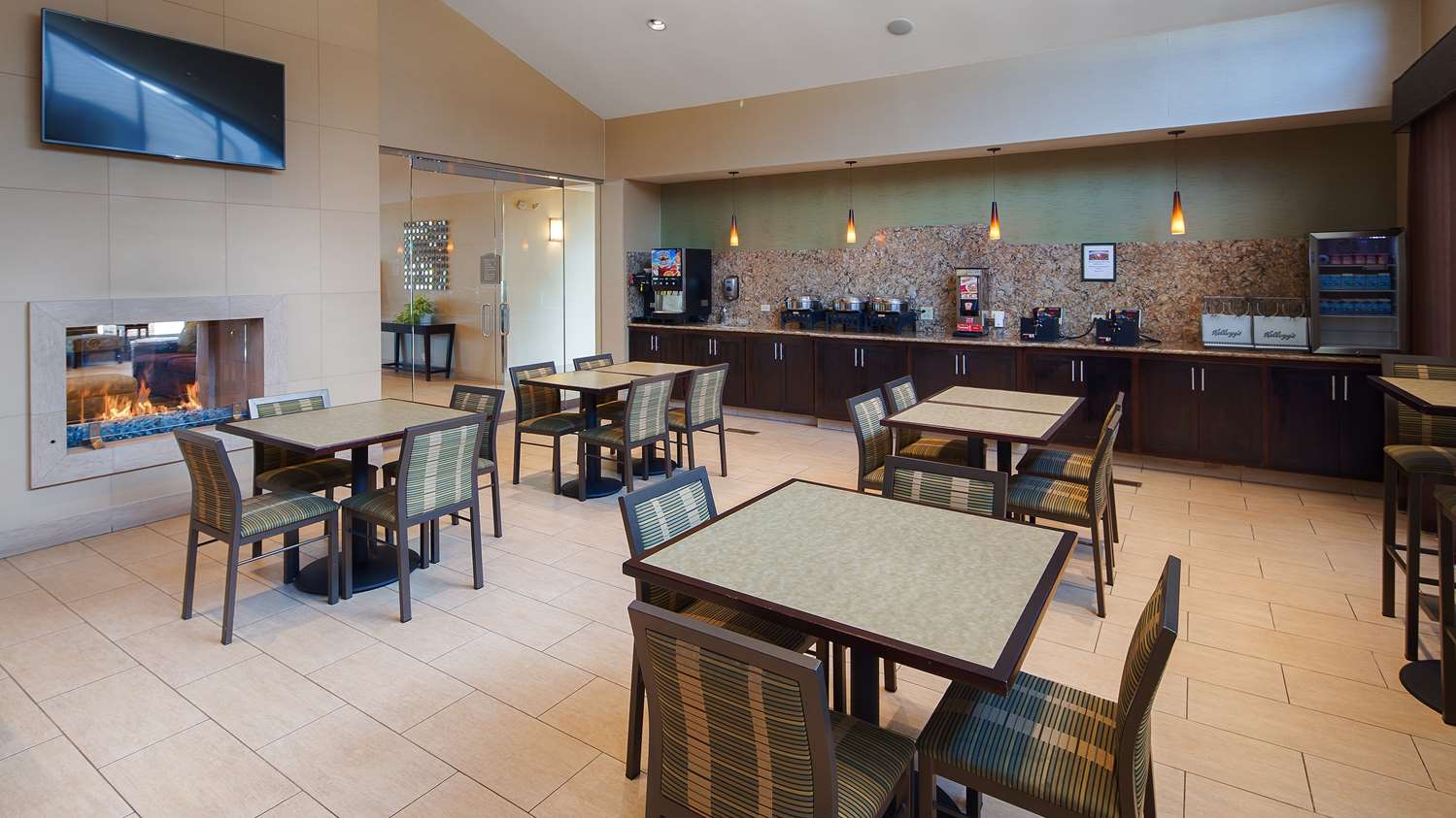 Antioch Hotel and Suites 18/24