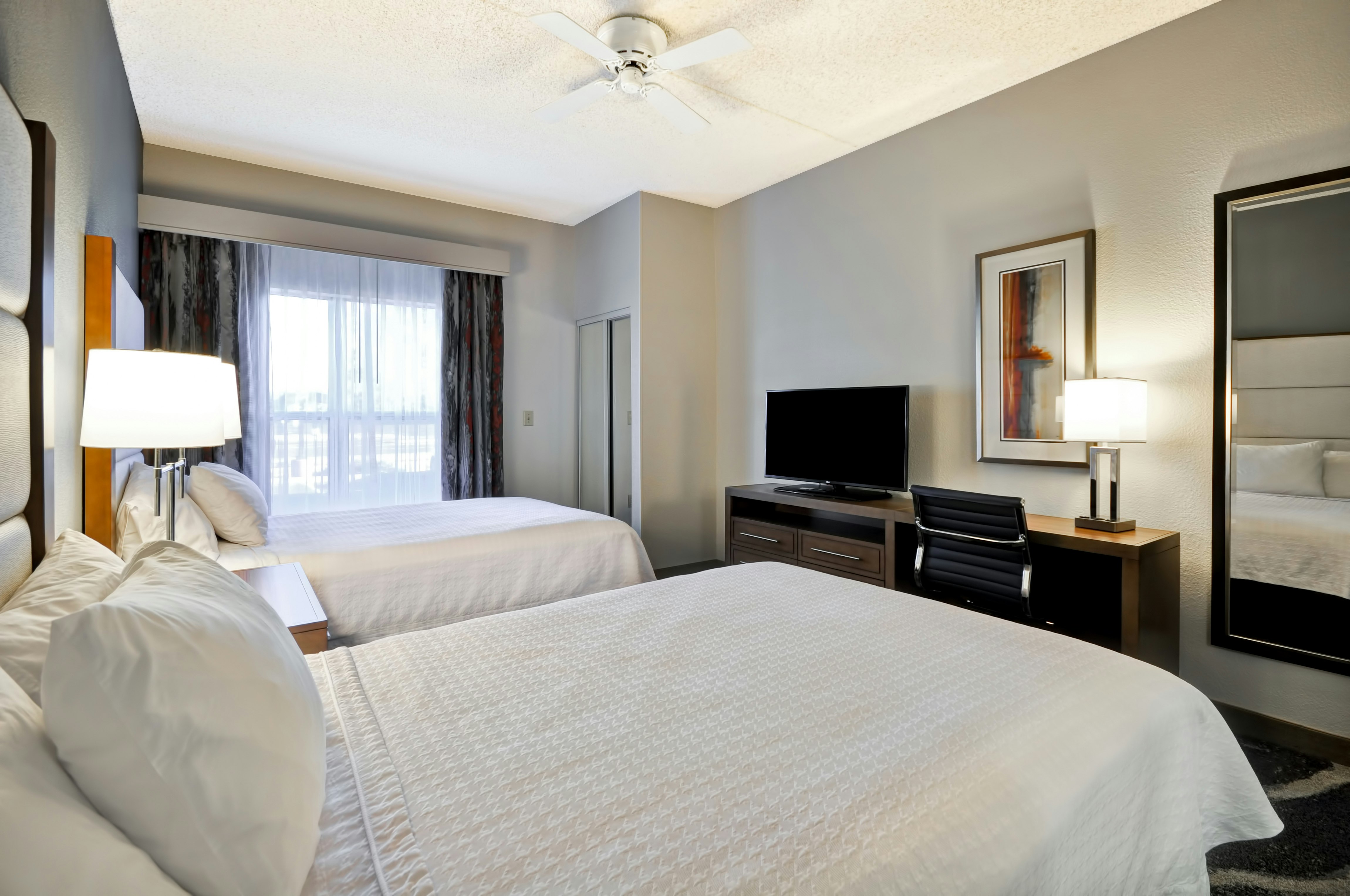 1 BEDROOM, SUITE, 2 DOUBLE BEDS