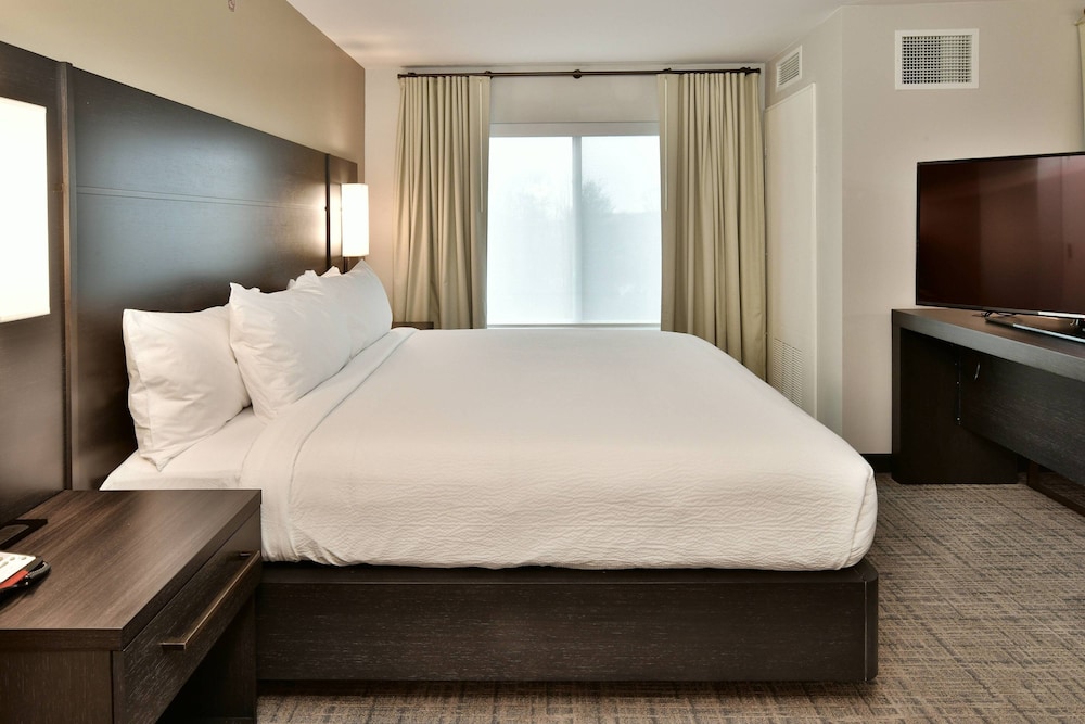 Residence Inn by Marriott Eau Claire 5/54