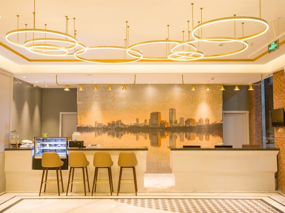Magnotel Hotel South Railway Station Huizhou 5/17