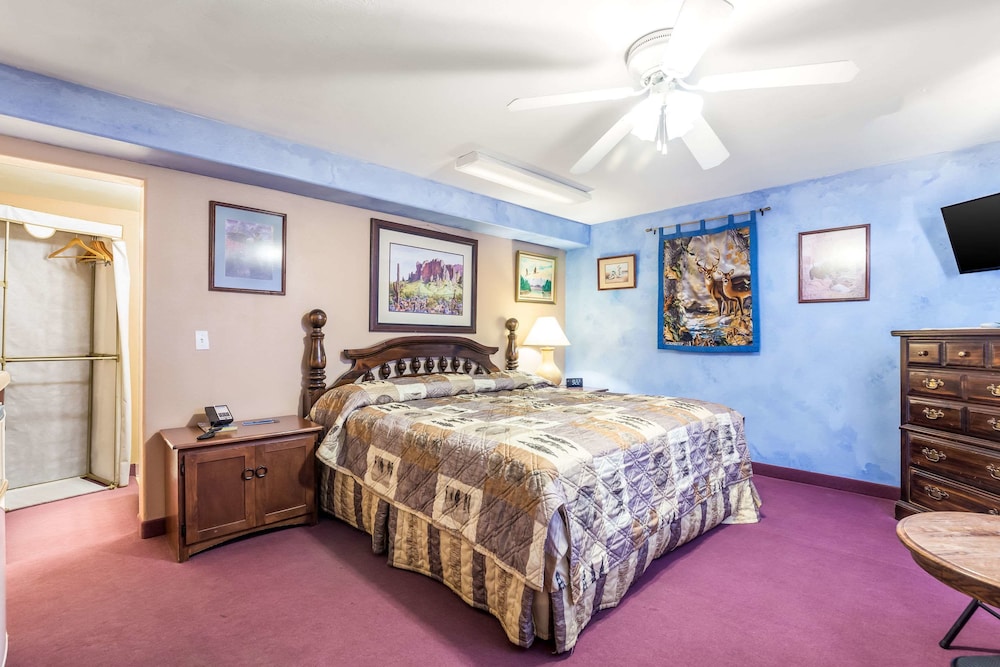 Rodeway Inn And Suites Big Water Antelope Canyon 11/30