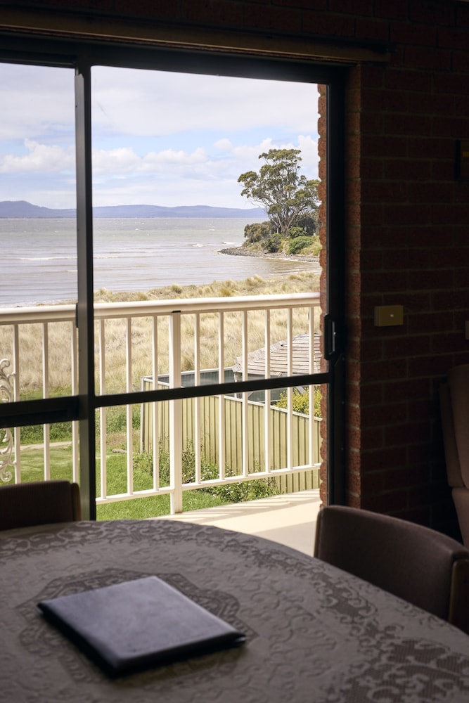 Swansea Waterloo Inn 25/50