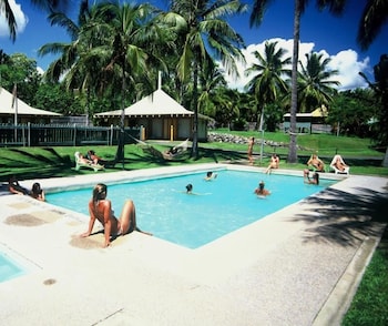 Nomads Airlie Beach - Adults Only 11/66