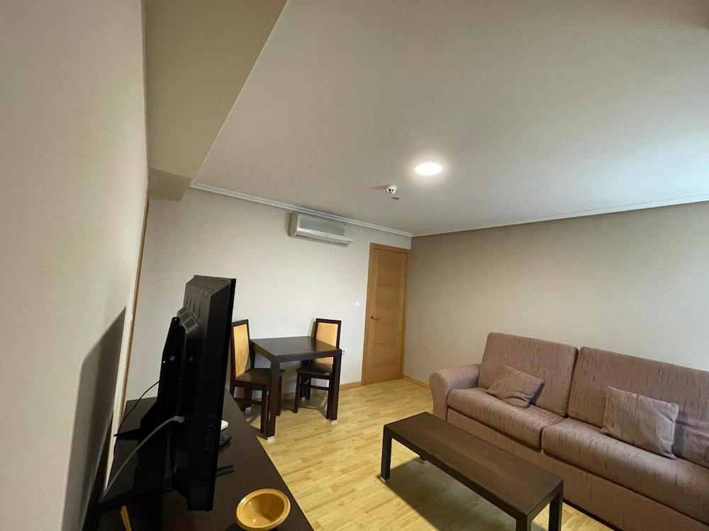 Aparthotel Arenteiro 22/34