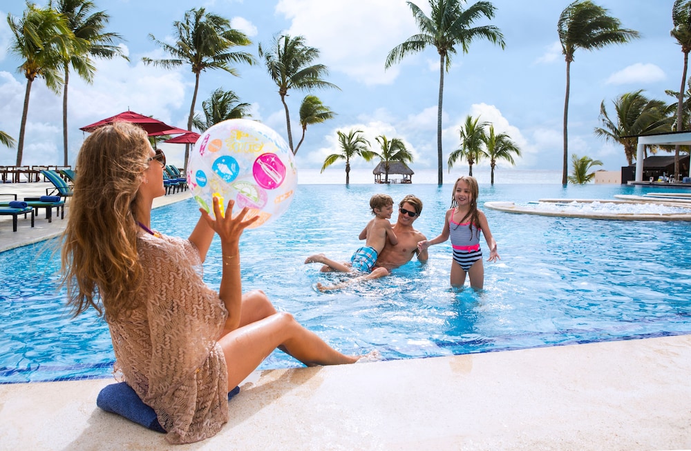 The Fives Beach Hotel - A la Carte All Inclusive 41/50