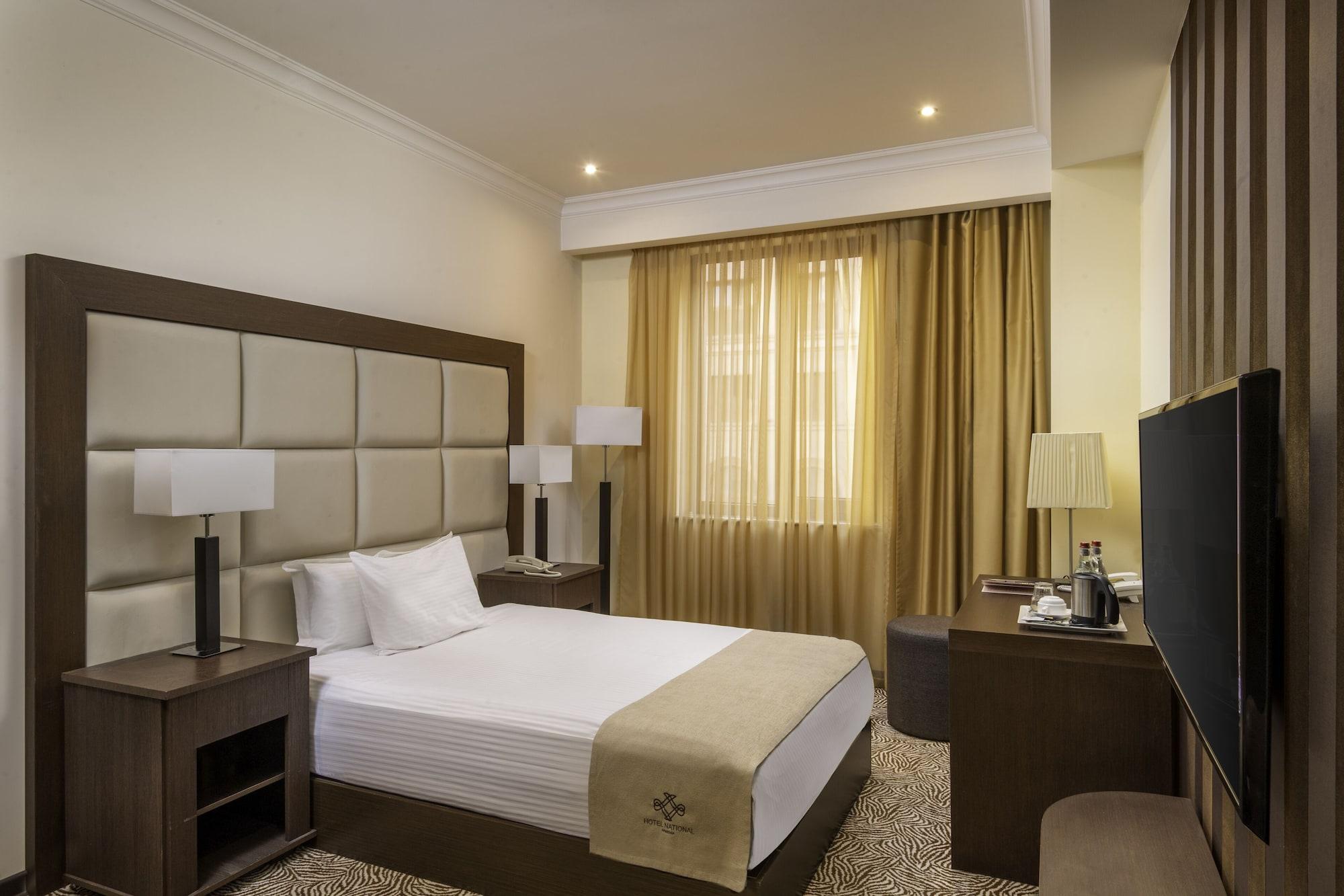 Standard, Single, City View