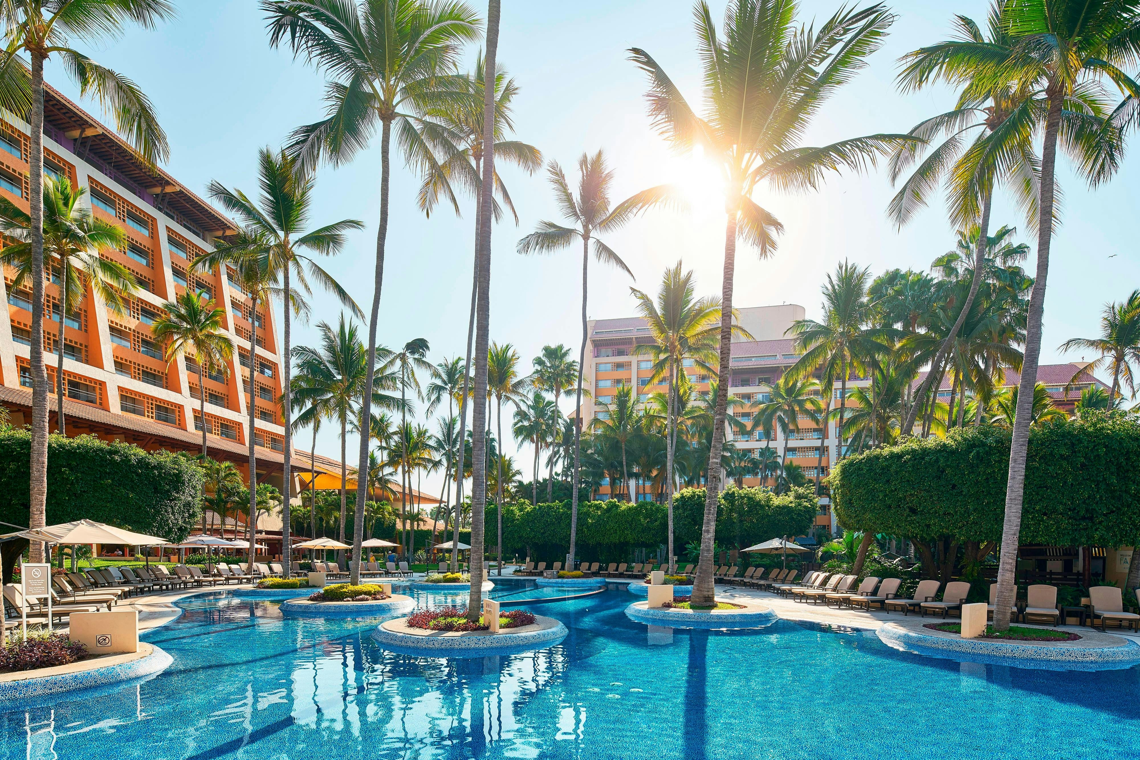 WESTIN RESORT AND SPA PUERTO VALLARTA 28/38