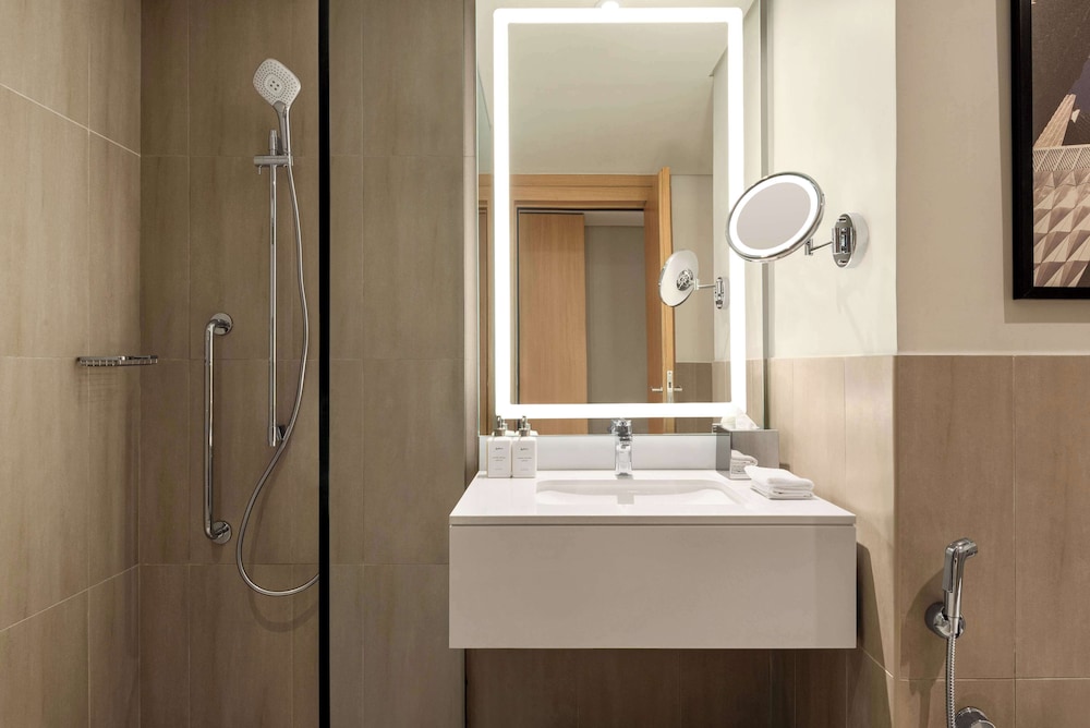 Radisson Hotel & Residence Riyadh Olaya 64/65