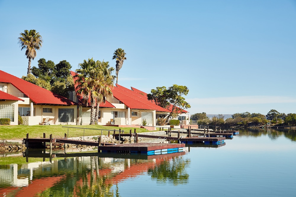 Port Owen Marina 40/50