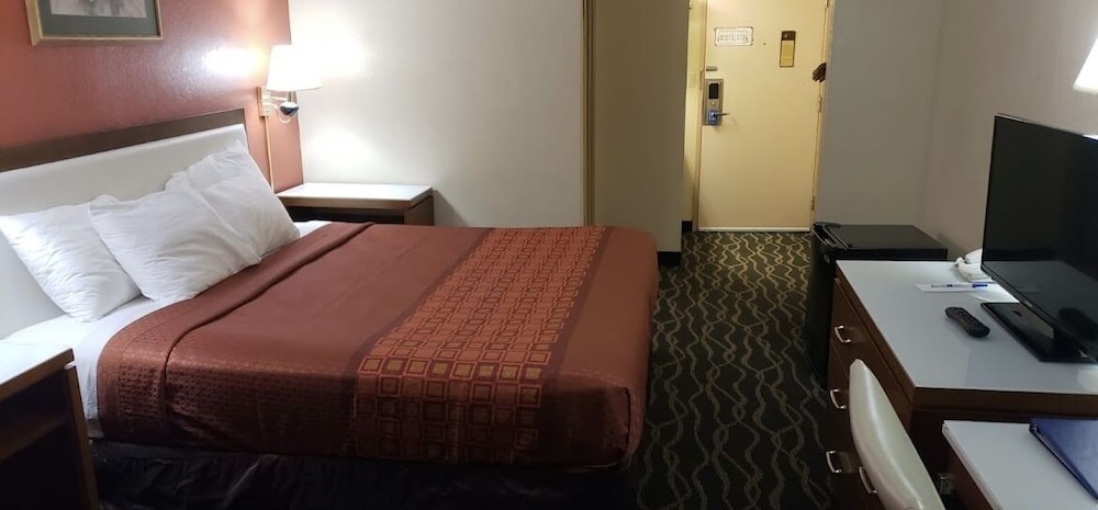 Rodeway Inn Wormleysburg - Harrisburg 9/35
