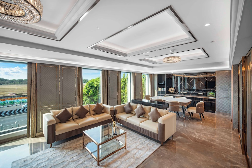 Radisson Blu Hotel & Suites GRT Chennai 29/50