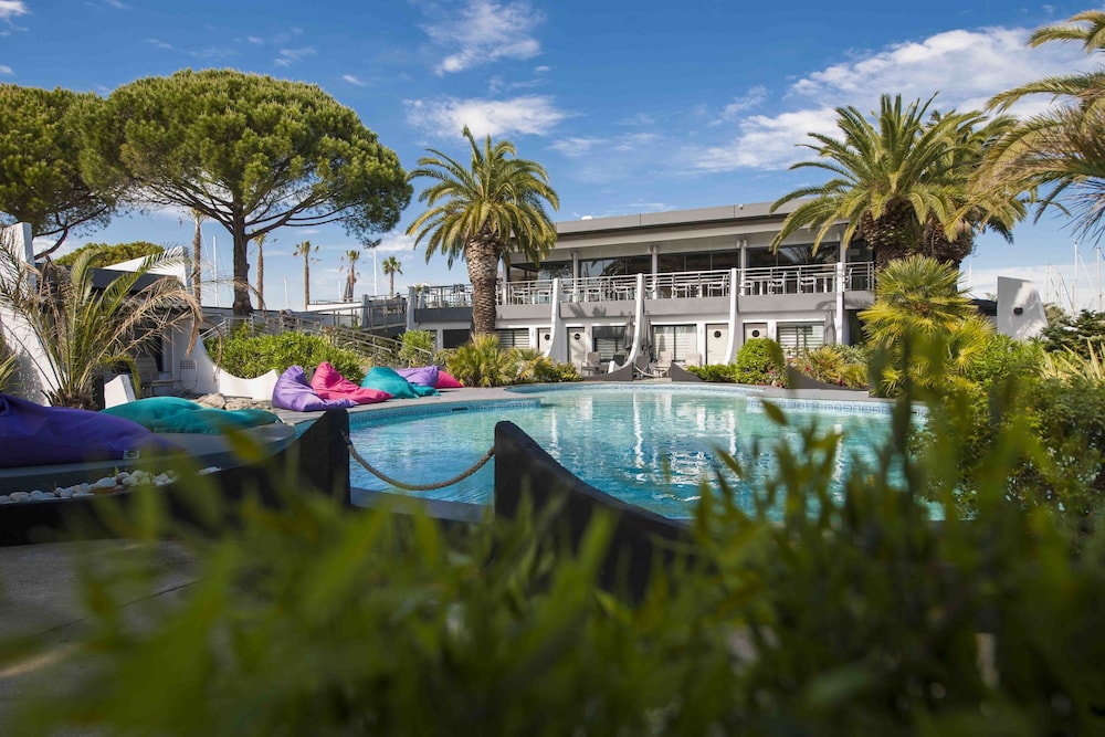 Le Spinaker Hotel Lodge And Spa 44/50