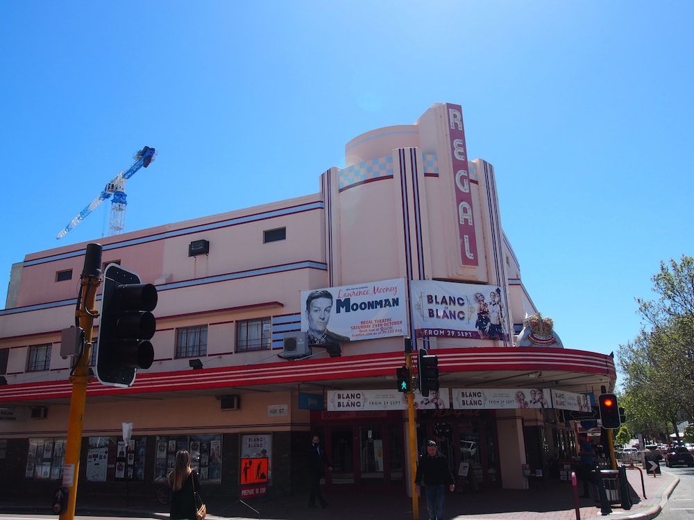 Kings Park Motel 2/65