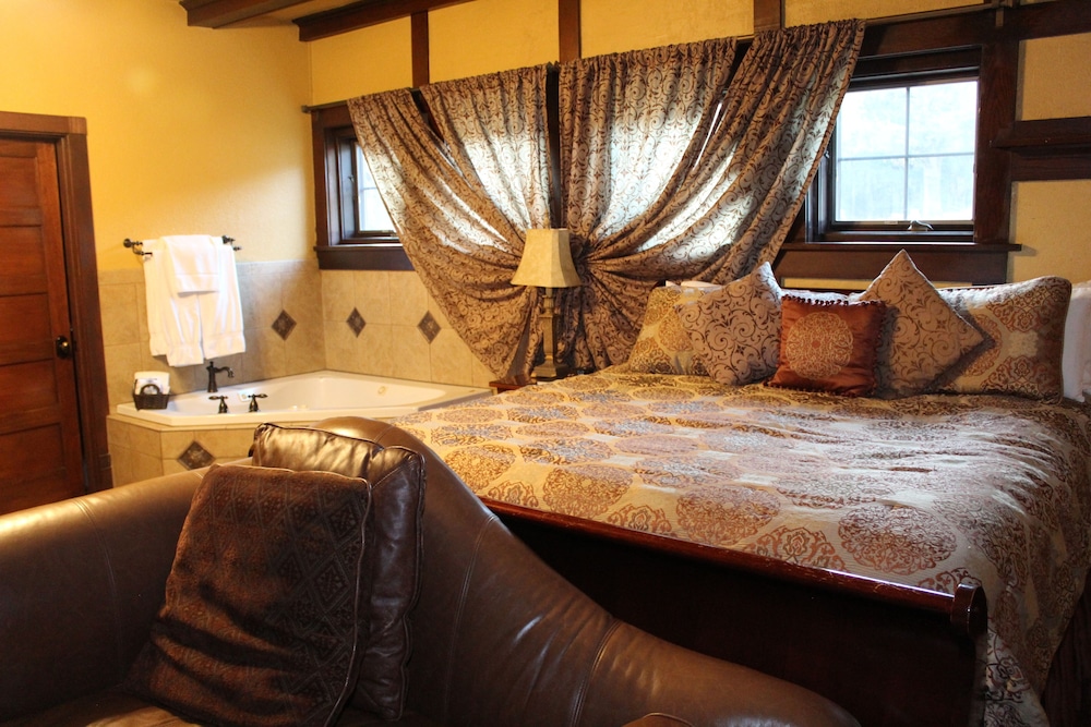 OCEAN, DELUXE, DOUBLE BED
