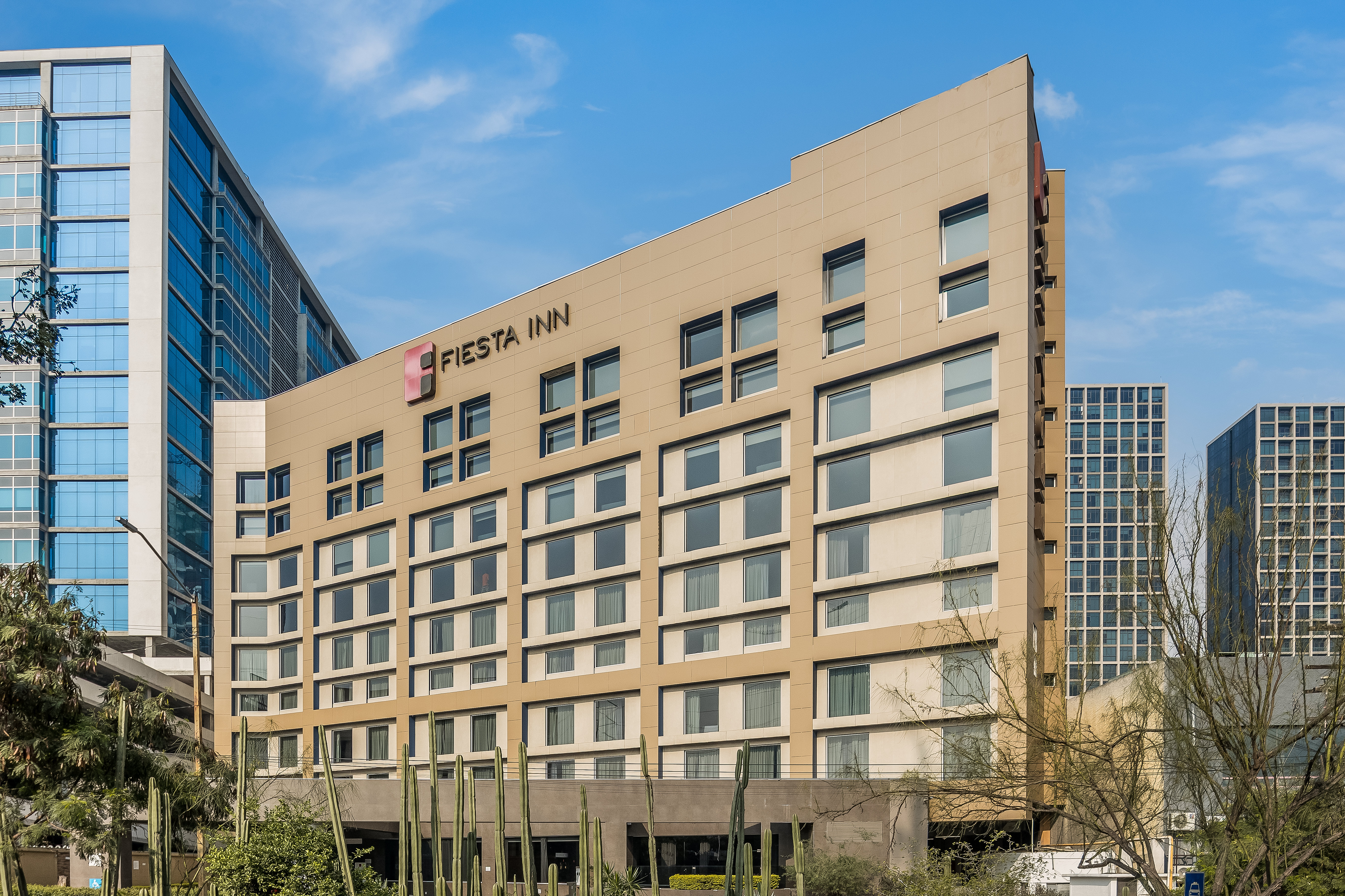 Fiesta Inn Monterrey Valle 3/50
