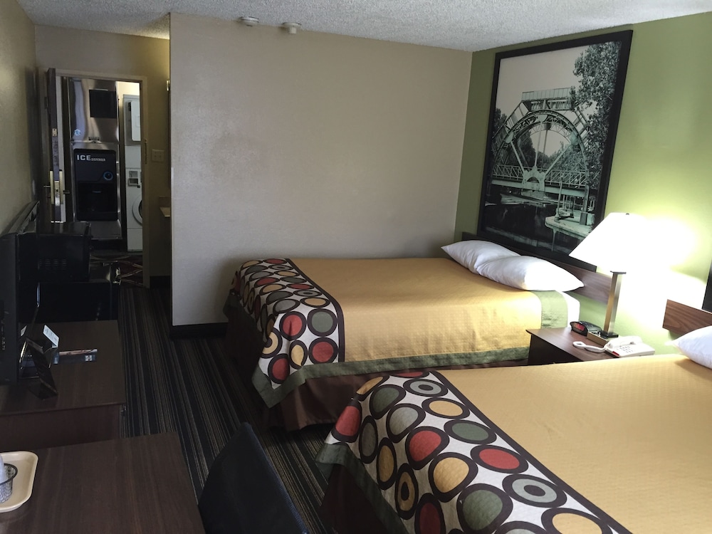 Super 8 By Wyndham Natchitoches 17/37