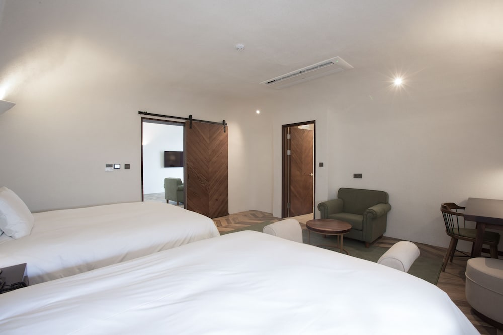 Eco Land Hotel 13/46