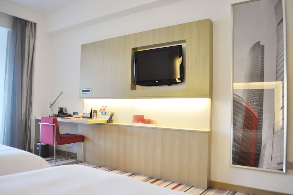 Novotel Nanjing East Suning 8/77