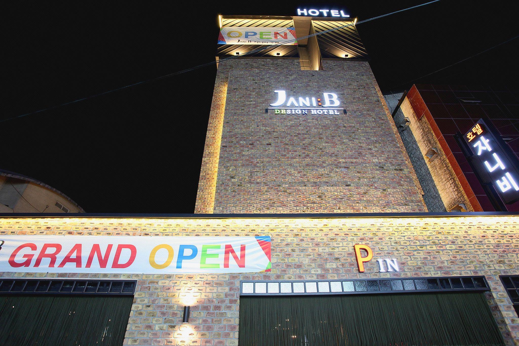Jani B Hotel 18/56