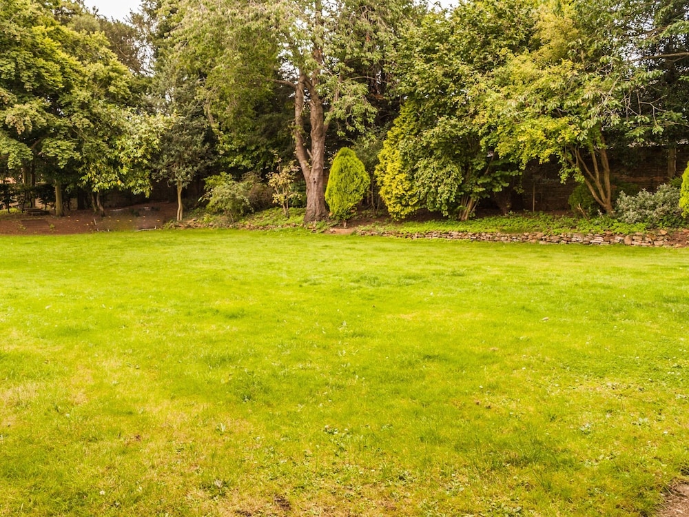Ecton House 31/42