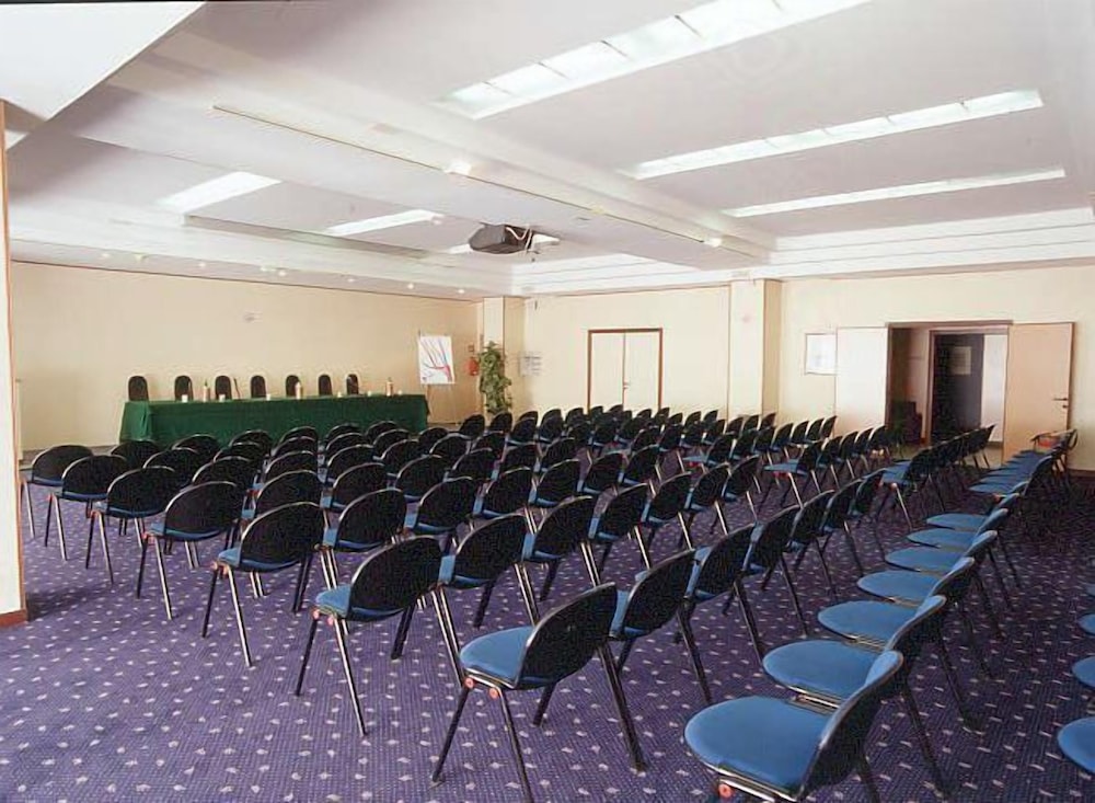 Grand Hotel Dei Cesari 50/58