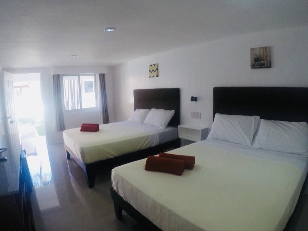 Heartland Hotel Service Rooms And Apartments 17/48