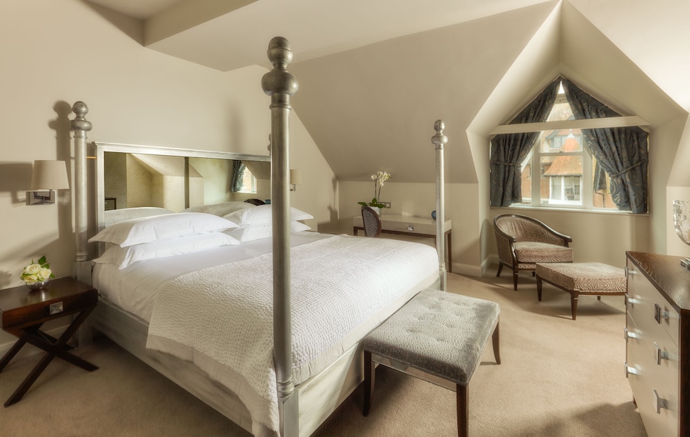 Junior Suite, King Bed, Sofa