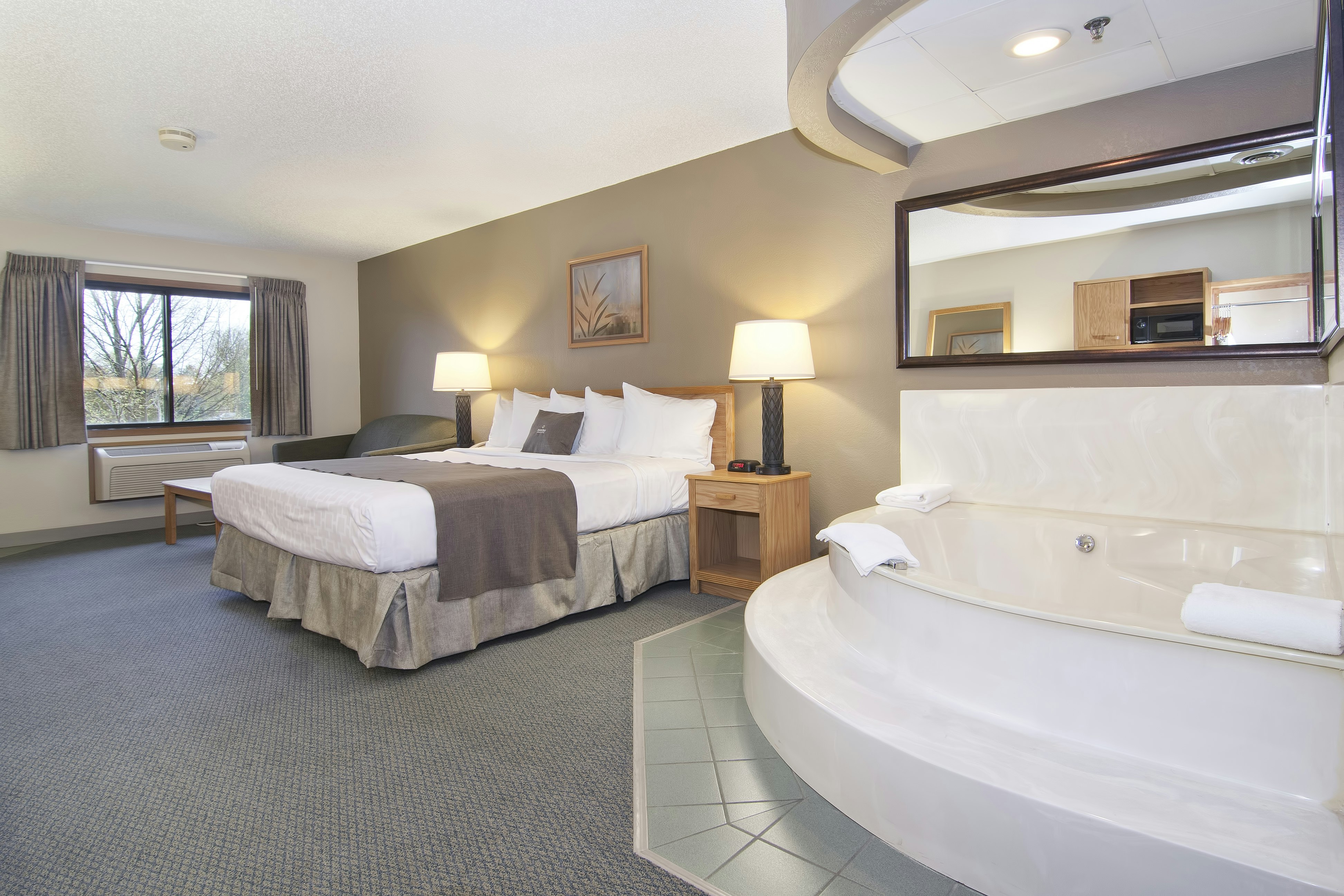 Boarders Inn Suites Faribault Mn 35/80