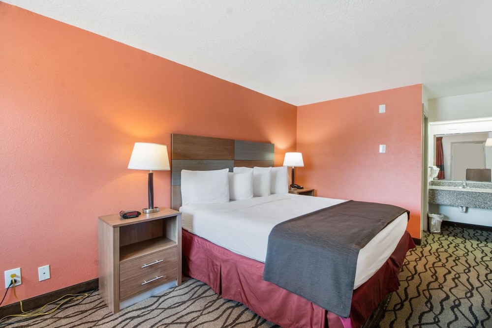 Motel6 Galveston, TX - Beach/Seawall 19/48
