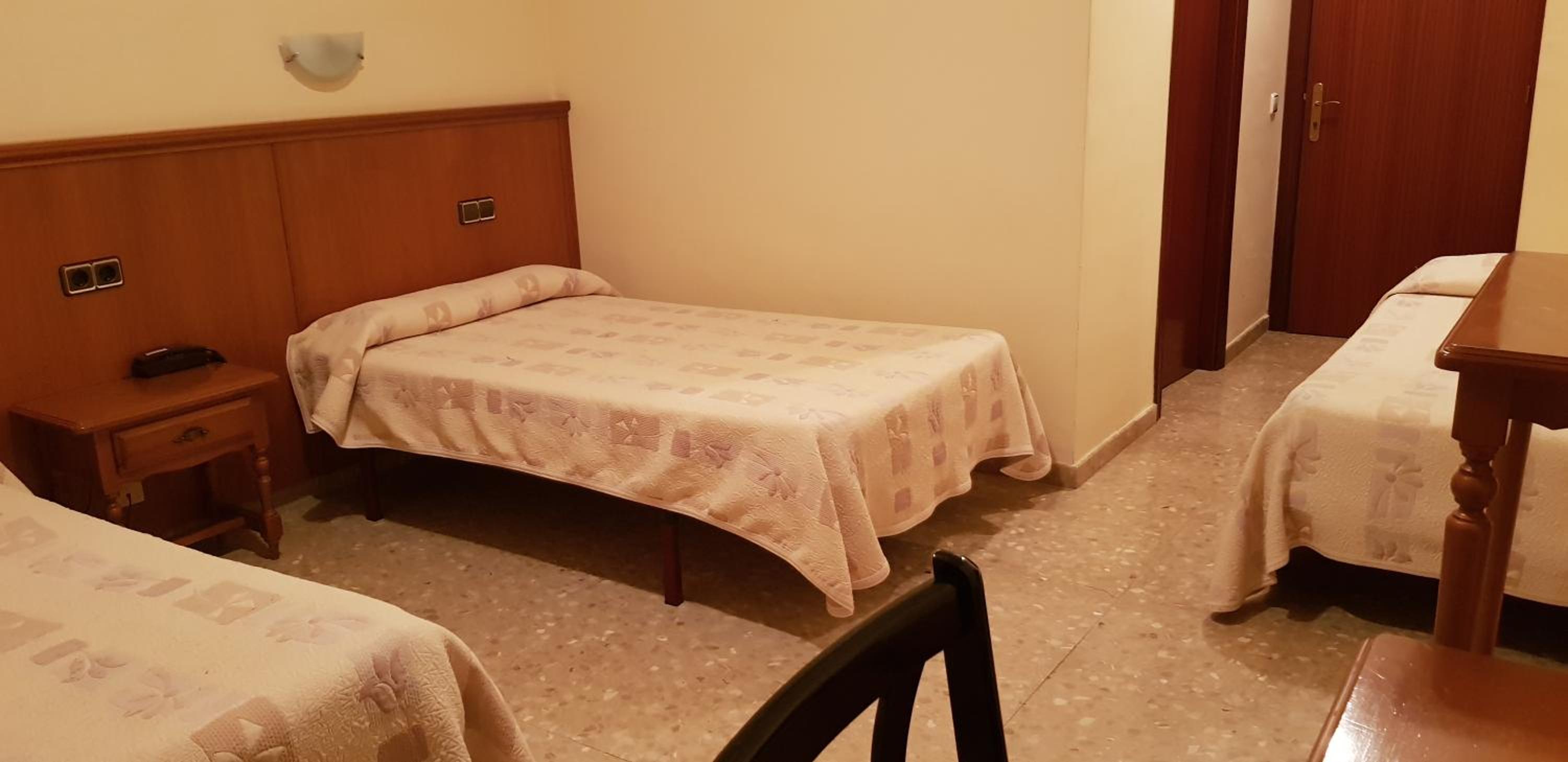 Hotel Reina Isabel 24/58