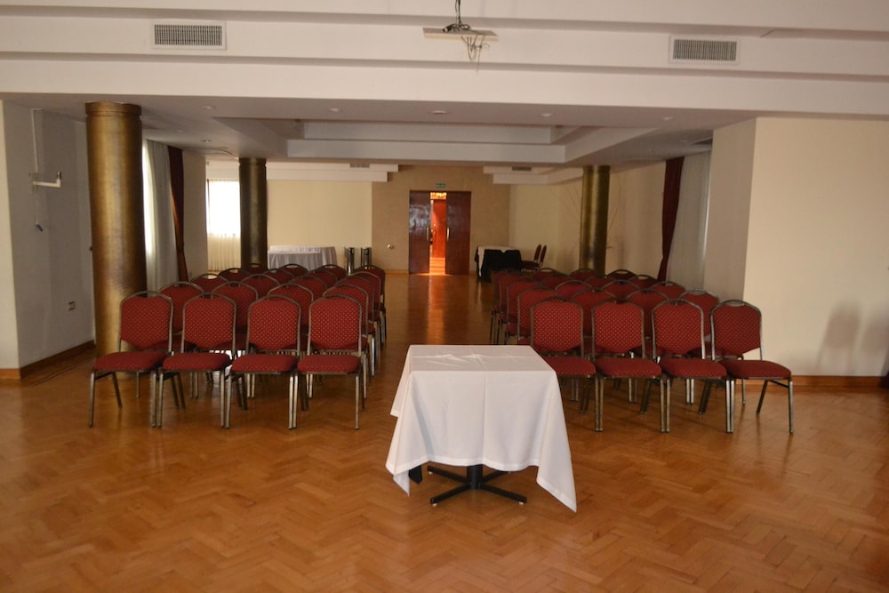 Gran Hotel Presidente 44/50