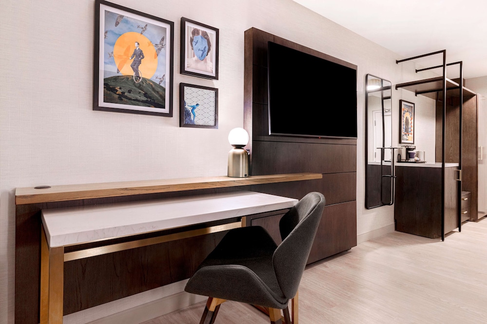 DoubleTree by Hilton Palmdale 65/75