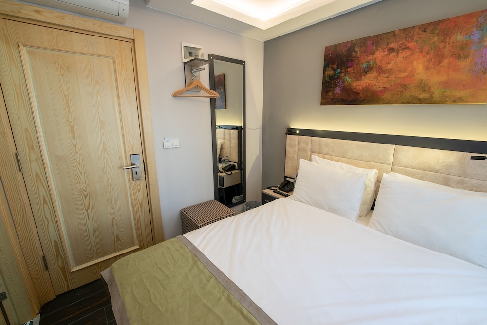 BEST HOTEL KADIKOY 8/30