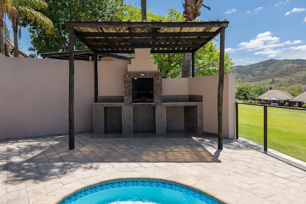 Hazyview Cabanas 47/50